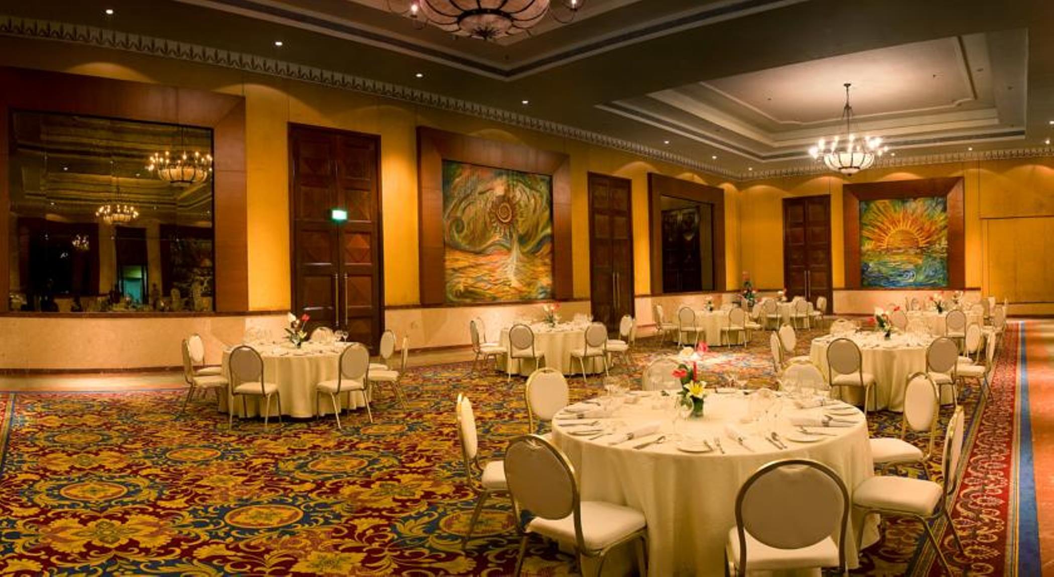 The Lalit Mumbai Hotel Exterior foto The ballroom