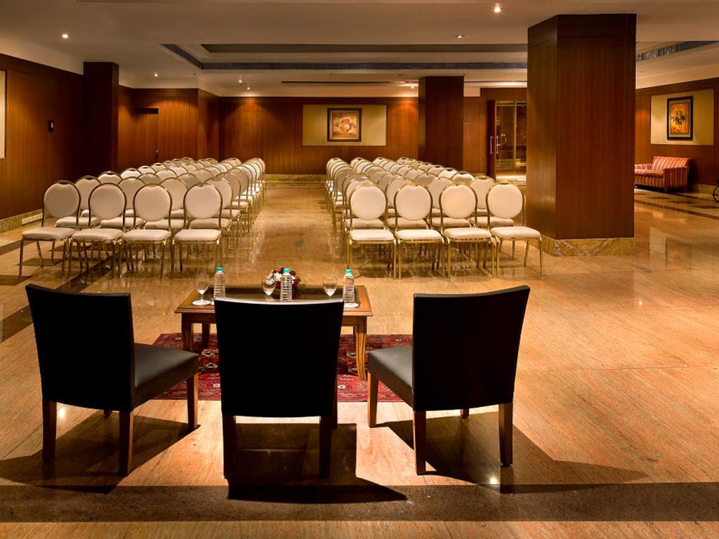 The Lalit Mumbai Hotel Exterior foto The Royal