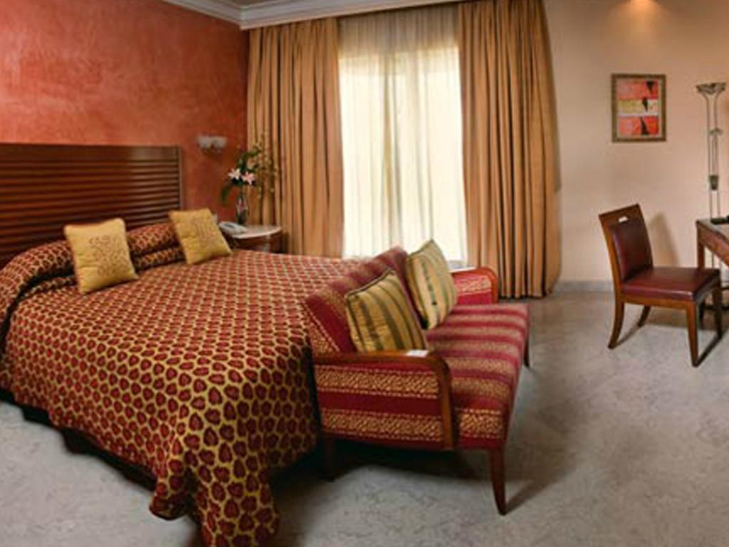 The Lalit Mumbai Hotel Exterior foto A room at the hotel