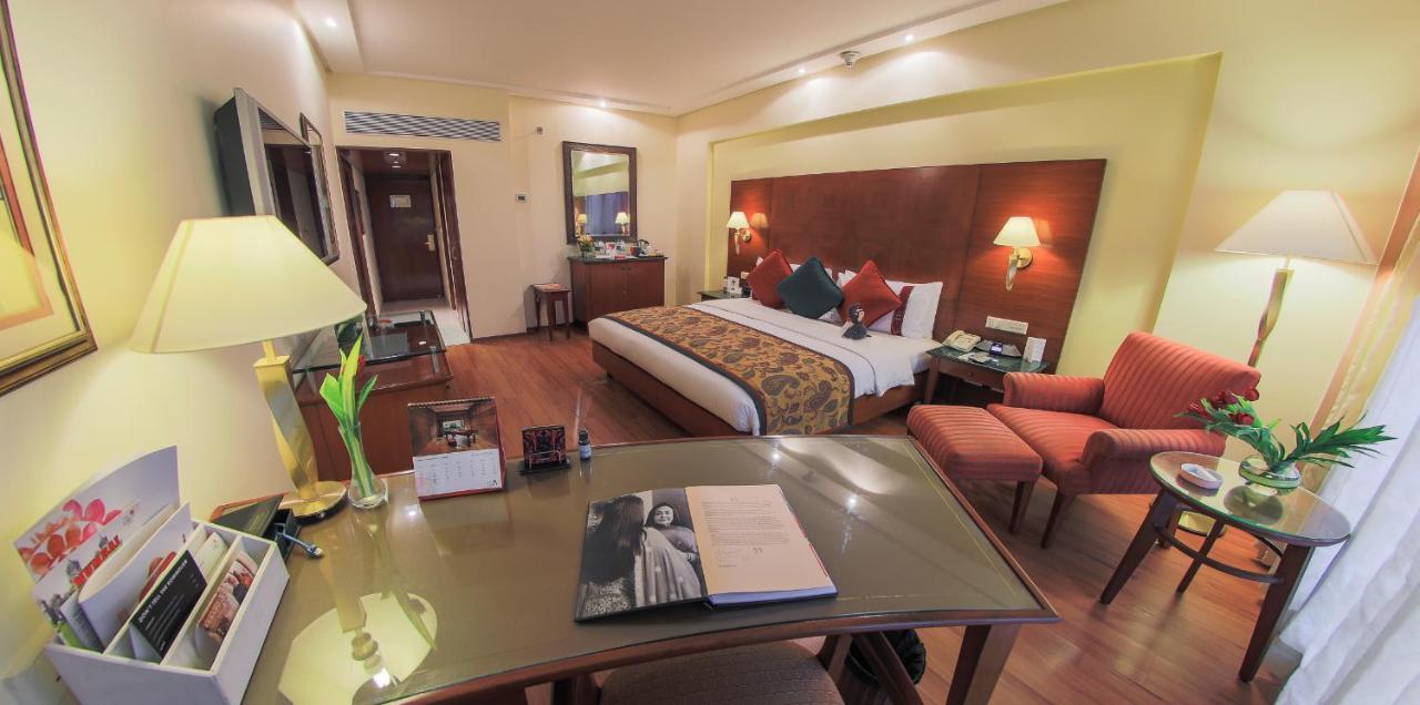 The Lalit Mumbai Hotel Exterior foto A room at the Taj Bengal